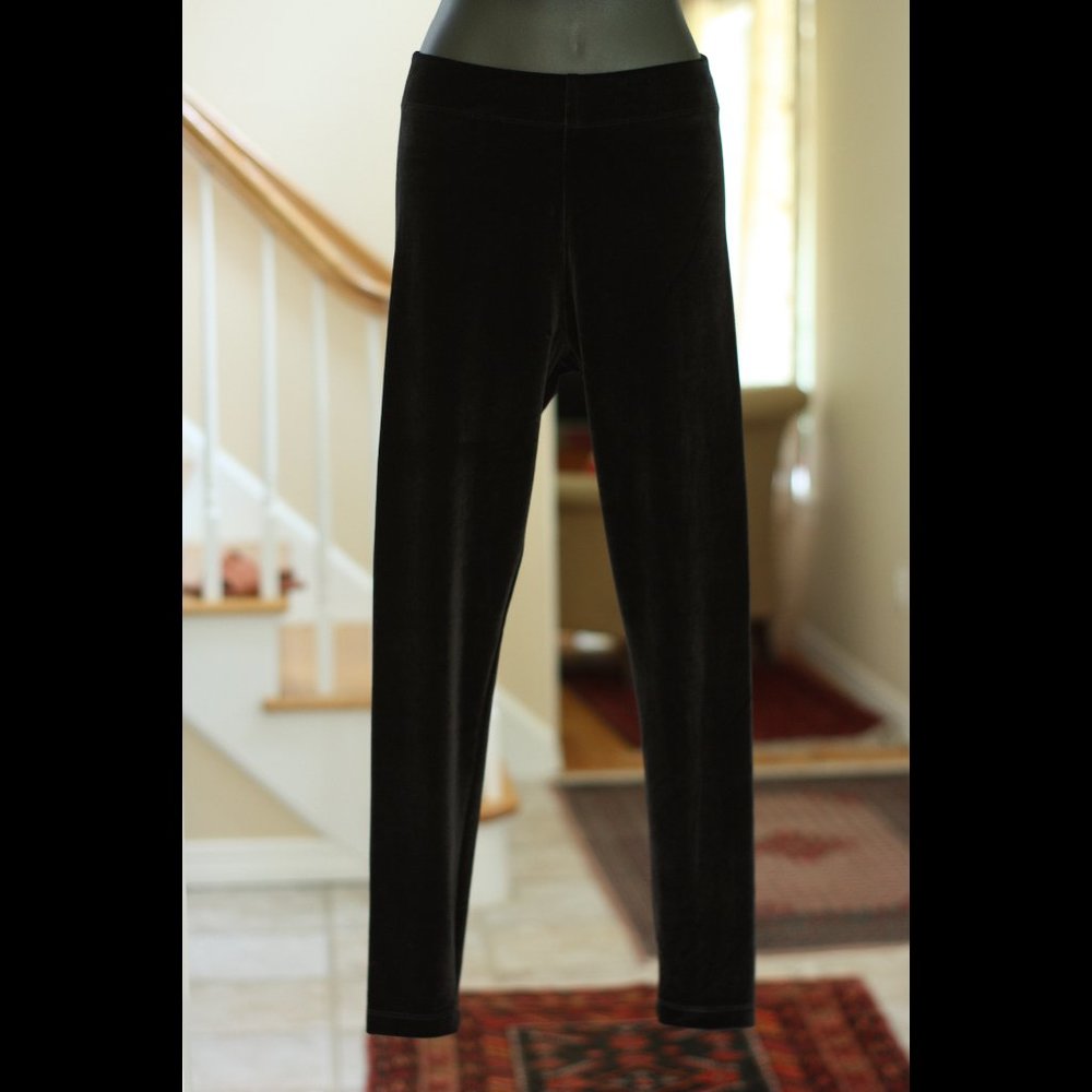 LOU & GREY Black Velvet Elastic Waistband Skinny Pants